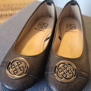 Daisy Fuentes Black Flats with Gold Accent